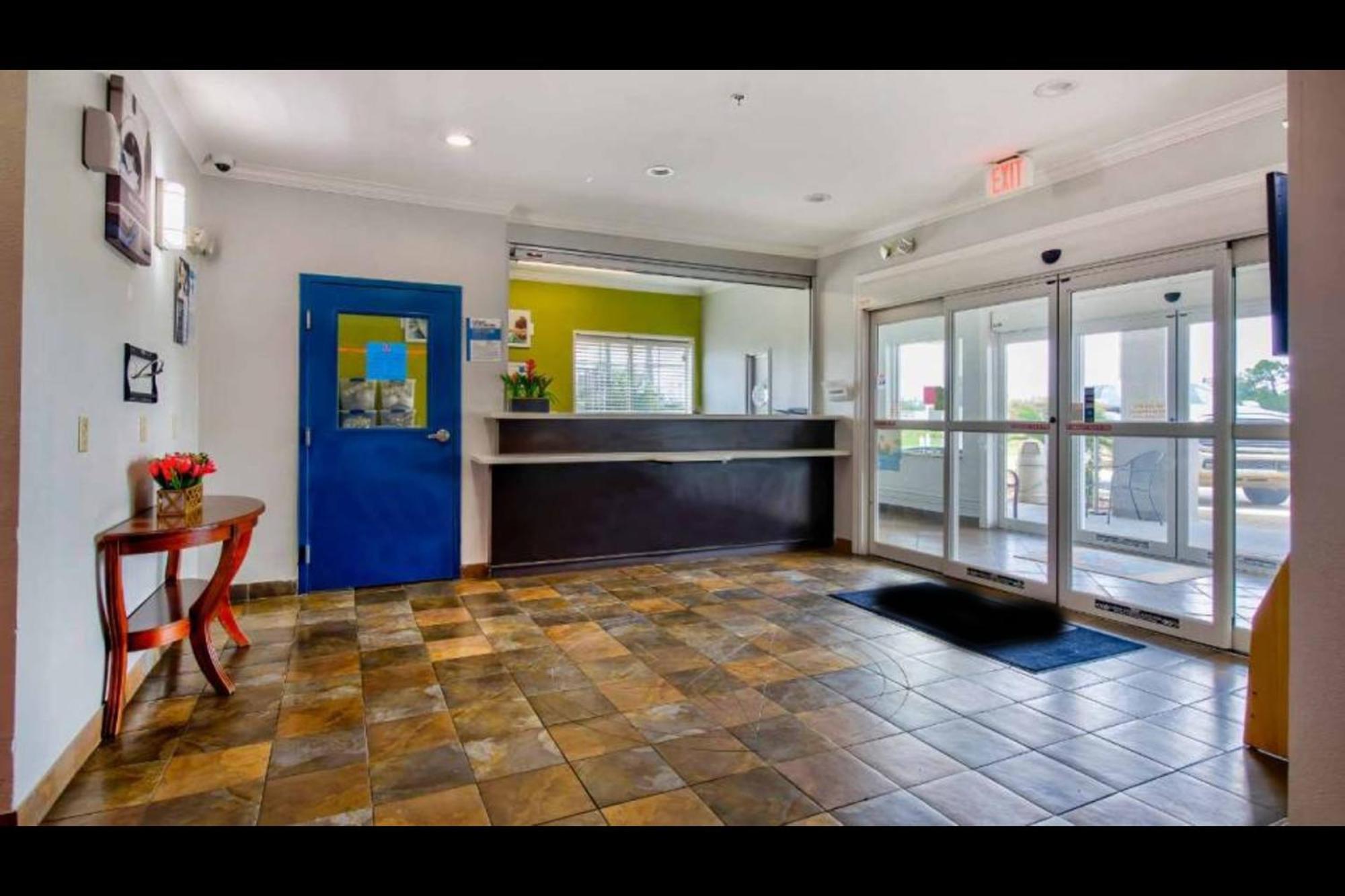 Oyo Townhouse Sulphur,La Extended Stay Eksteriør bilde